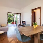 Noon Apartment *